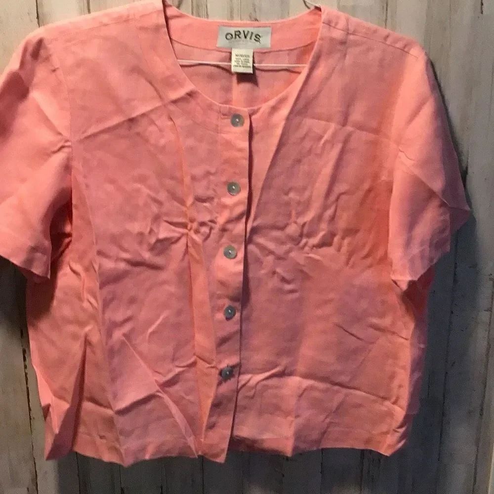 Blouse beautiful peach color, 100% linen size medium by Orvis